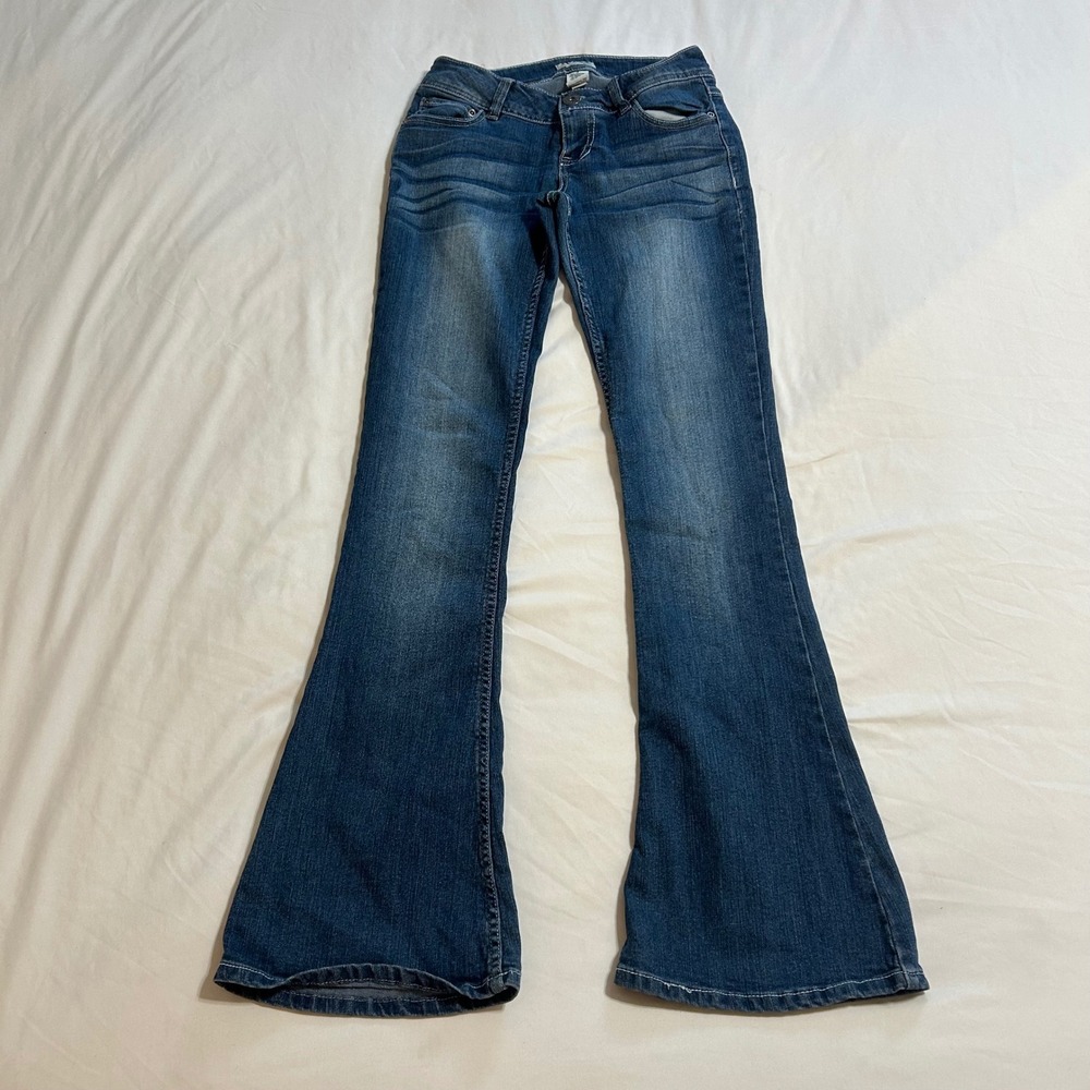 Mudd Womens Low Rise Flare Jeans Medium Wash Blue Denim Size 3 Y2K OJBM31168